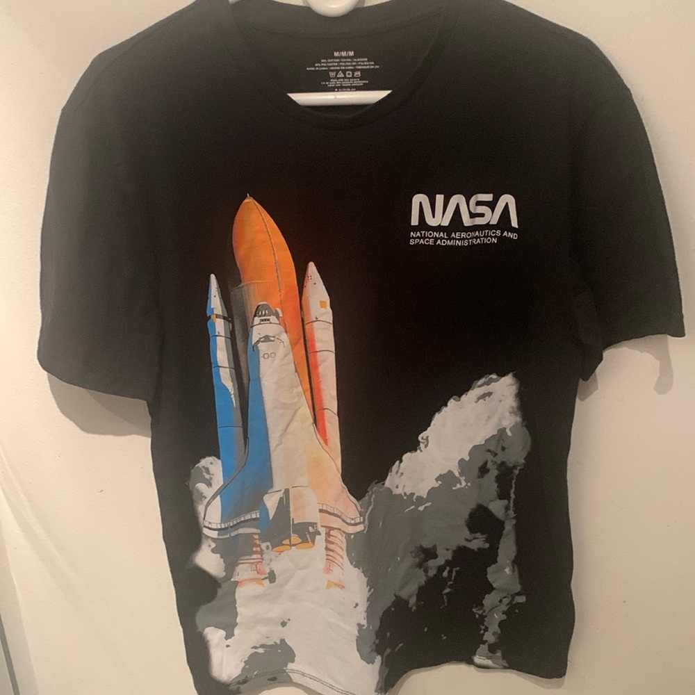 Super Detailed NASA Spaceship Print Black Tshirt SZ Medium 🔥😍